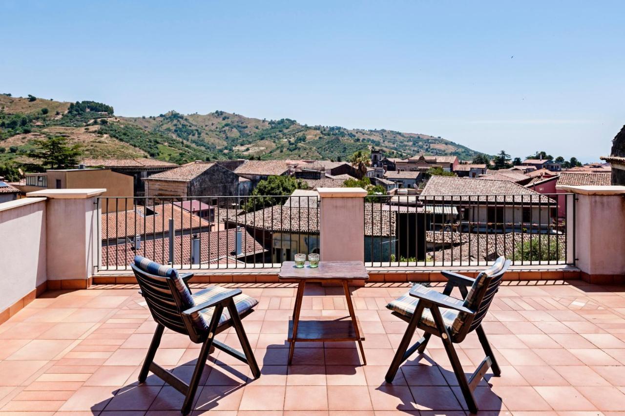 Gli Iris Apartments By Wonderful Italy ลิงกัวกลอสซา ภายนอก รูปภาพ