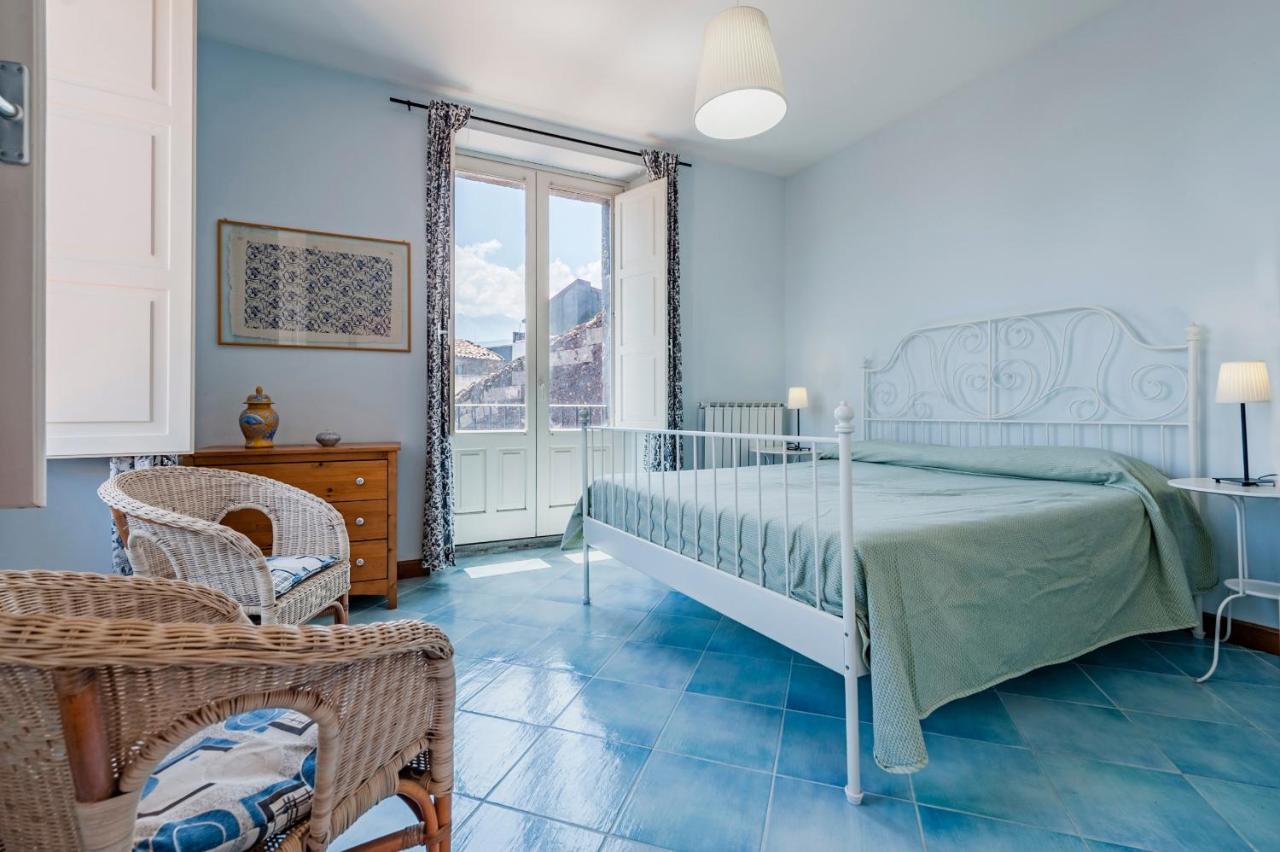 Gli Iris Apartments By Wonderful Italy ลิงกัวกลอสซา ภายนอก รูปภาพ