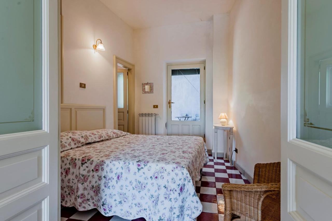 Gli Iris Apartments By Wonderful Italy ลิงกัวกลอสซา ภายนอก รูปภาพ